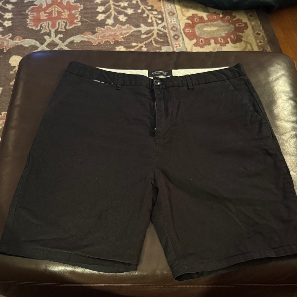 Scotch & Soda Men's Black Flat Front Shorts size 33